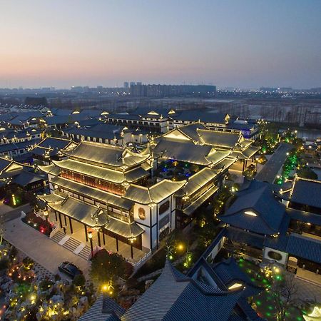 Royal Garden Hotel Shanghai-Free Shuttle To And From Disney & Pvg & Close Metro Line2 Easy To Sha New Expo Xangai Exterior foto
