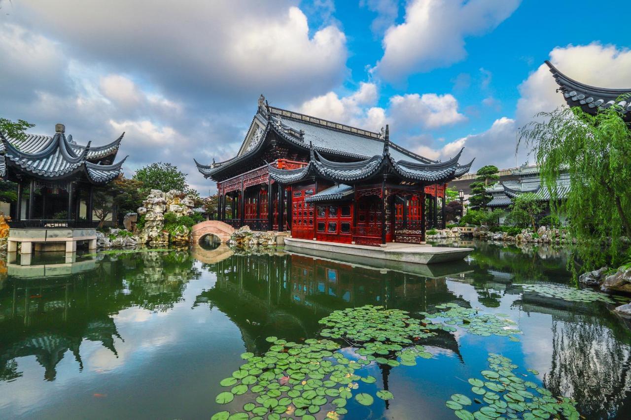 Royal Garden Hotel Shanghai-Free Shuttle To And From Disney & Pvg & Close Metro Line2 Easy To Sha New Expo Xangai Exterior foto