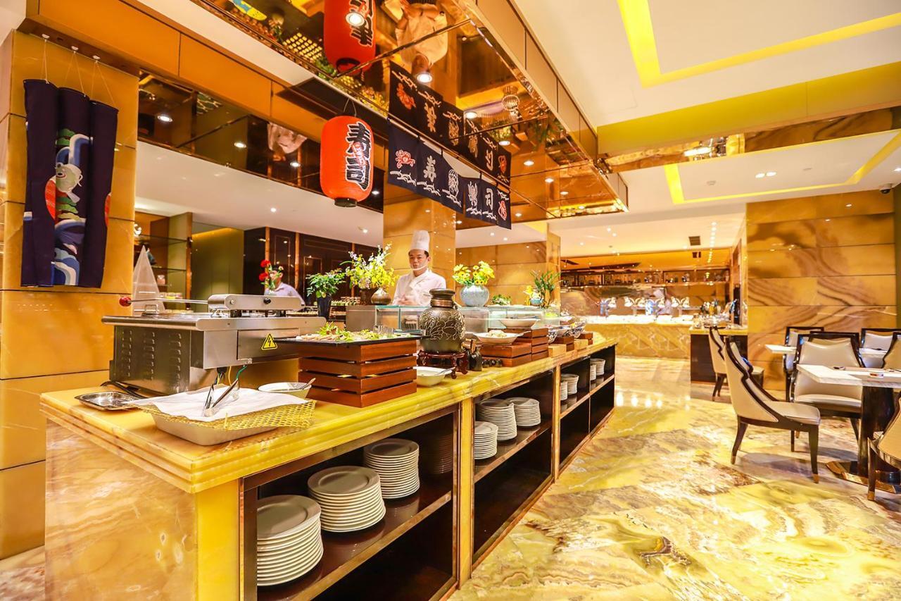 Royal Garden Hotel Shanghai-Free Shuttle To And From Disney & Pvg & Close Metro Line2 Easy To Sha New Expo Xangai Exterior foto